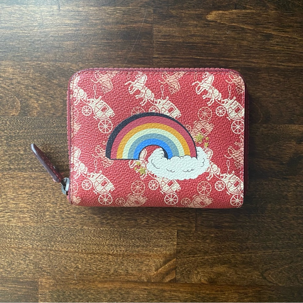 Coach Small Zip Around Wallet (Horse & Carriage/Rainbow) Print